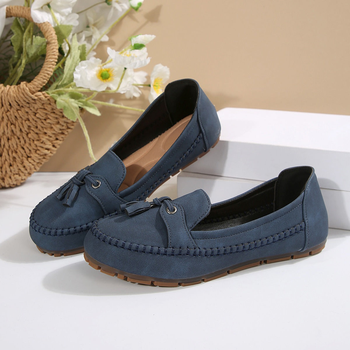 🌍❤️ Last Day:Clearance Sale ❤️Women's Hollow SoftLeather Breathable Moccasins Sandals 2026