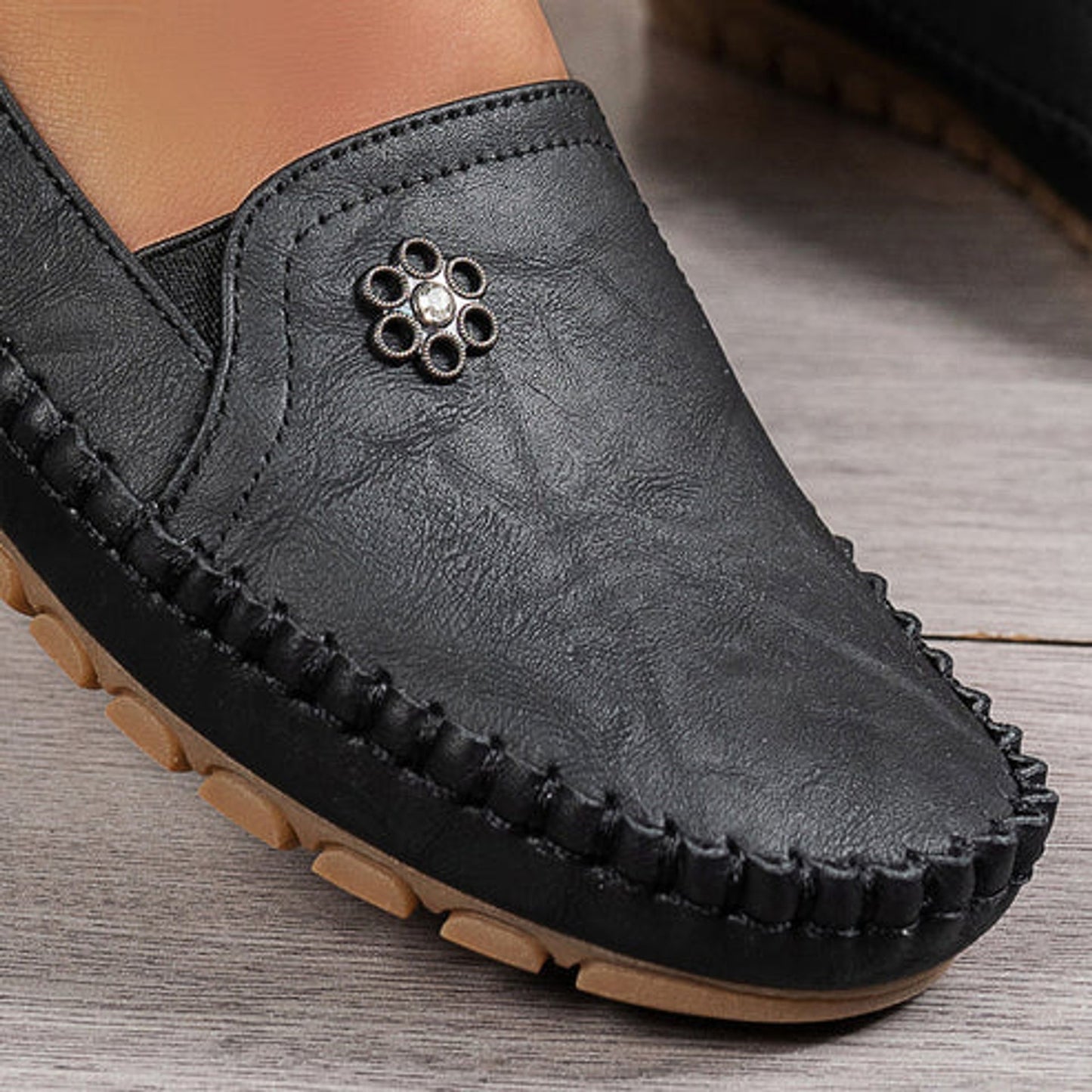 🔥Best Seller-Last Day Sale 60% OFF🔥 Orthopedic leather shoes, Lightweight, Anti-Slip, Breathable for Women